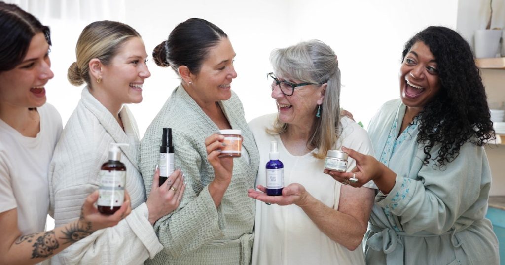 Pamper Your Mom With Spa-Worthy Do-it-yourself Skincare Kits This Mother’s Working day