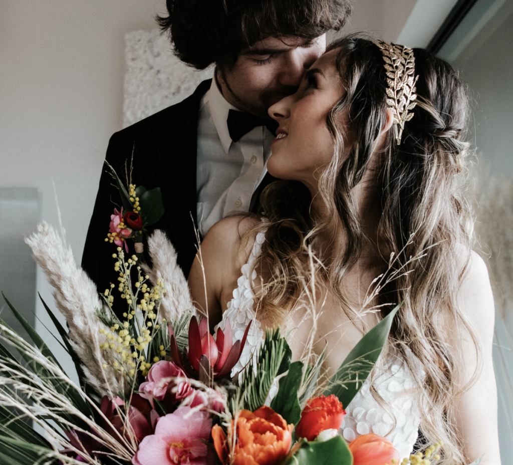 Say “I do” To The New Minimalist Matrimony Trend