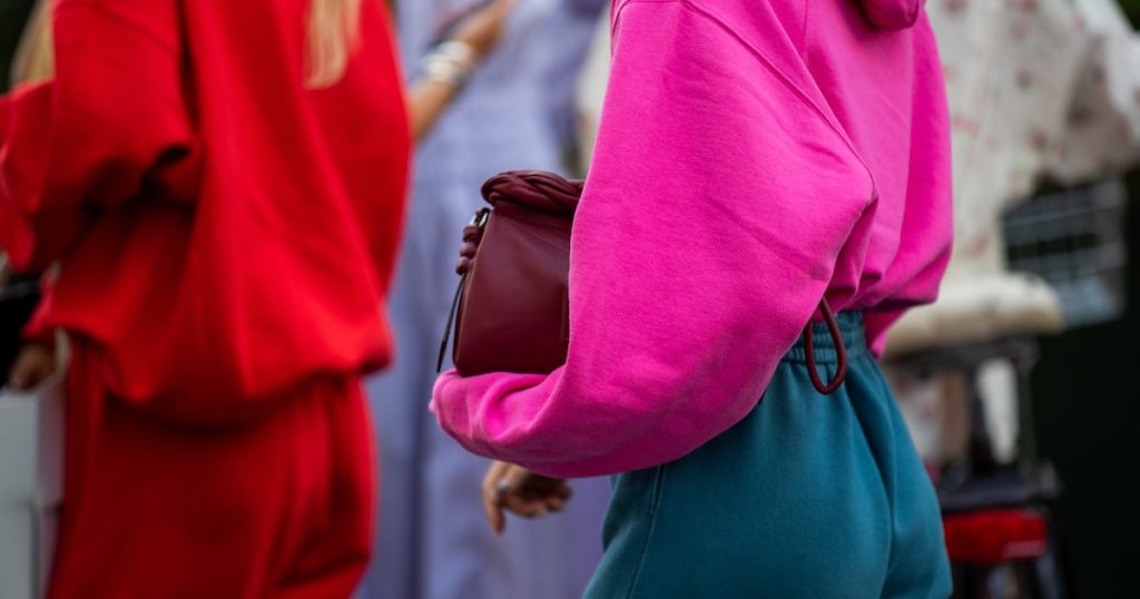 The 12 Best Cropped Hoodies
