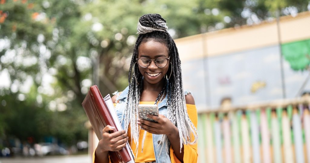 20-Somethings On The 1 Point They Wish They Realized About Funds In Faculty