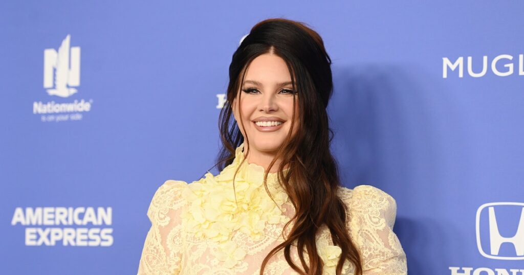 Lana Del Rey Tackled Her Career At Waffle House Turning into A Viral Moment