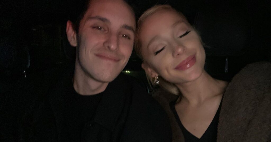 The Timeline Of Ariana Grande & Dalton Gomez’s Divorce Is Messy